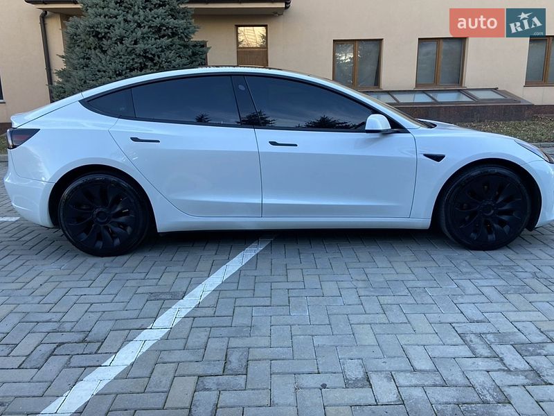 Седан Tesla Model 3 2023 в Києві фото 6 Седан Tesla Model 3 2023 в Києві
