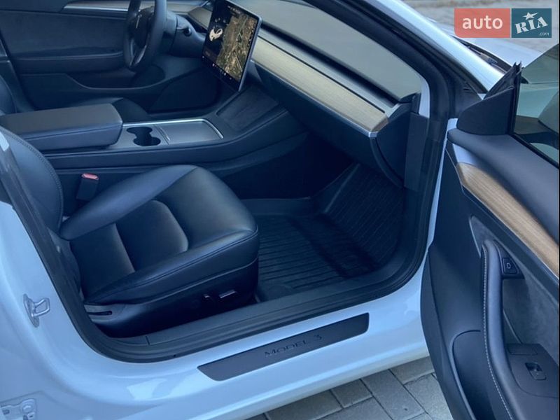 Седан Tesla Model 3 2023 в Києві фото 12 Седан Tesla Model 3 2023 в Києві