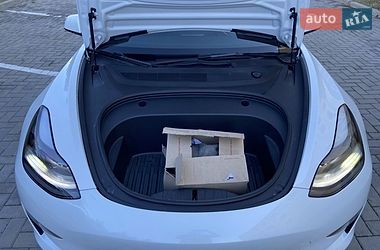 Седан Tesla Model 3 2023 в Києві фото 30 Седан Tesla Model 3 2023 в Києві