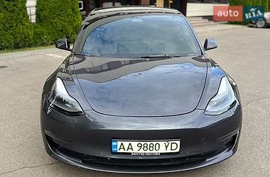 tesla model-3 2021 в Дніпро (Дніпропетровськ) від професійного продавця Андрей Валеревичь Паранько