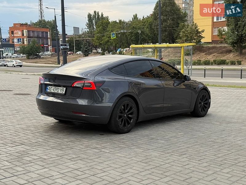 Седан Tesla Model 3 2021 в Днепре фото 7 Седан Tesla Model 3 2021 в Днепре