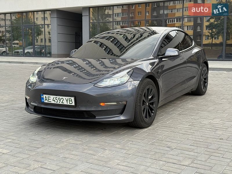 Седан Tesla Model 3 2021 в Днепре фото 14 Седан Tesla Model 3 2021 в Днепре