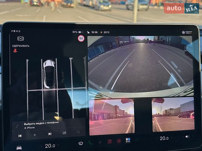 Седан Tesla Model 3 2022 в Киеве