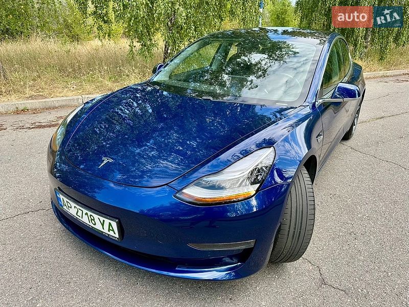 Tesla Model 3 2018