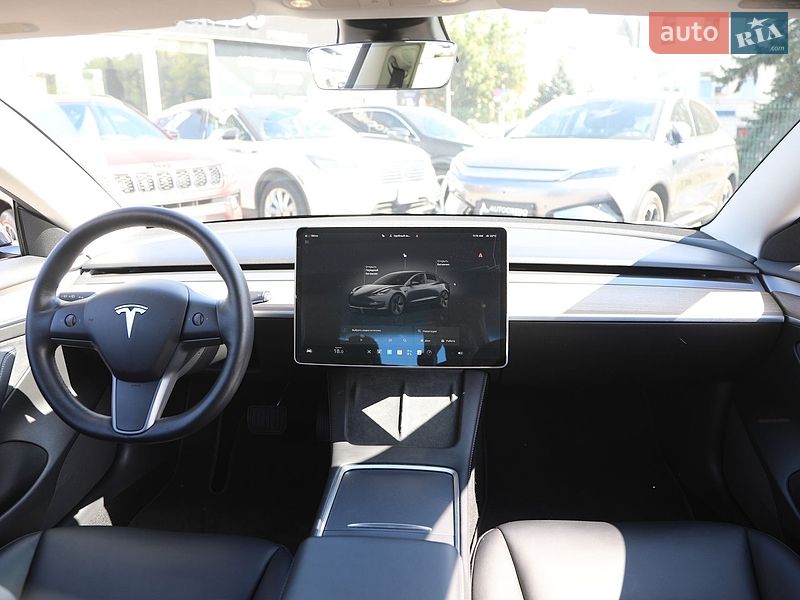 Седан Tesla Model 3 2022 в Харькове