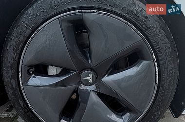 Седан Tesla Model 3 2022 в Могилев-Подольске