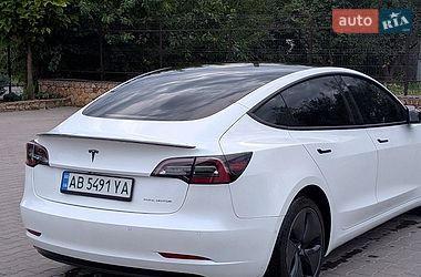 Седан Tesla Model 3 2022 в Могилев-Подольске