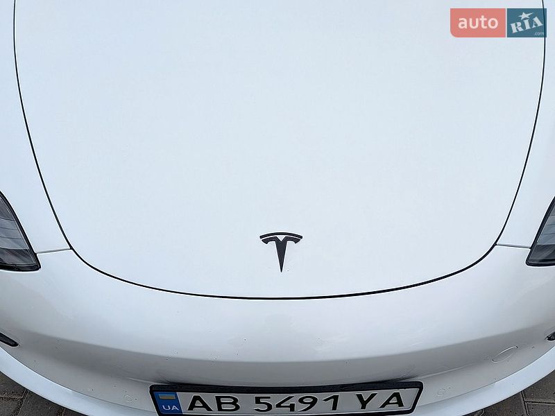 Седан Tesla Model 3 2022 в Могилев-Подольске