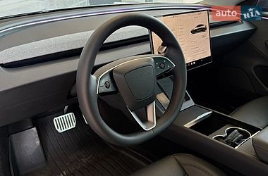 Седан Tesla Model 3 2024 в Киеве