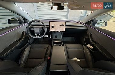 Седан Tesla Model 3 2024 в Киеве