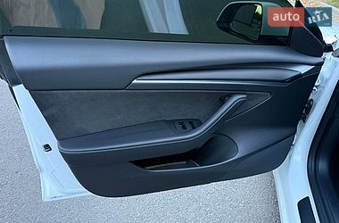 Седан Tesla Model 3 2021 в Днепре