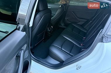Седан Tesla Model 3 2021 в Днепре
