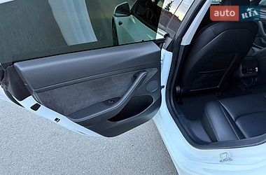 Седан Tesla Model 3 2021 в Днепре
