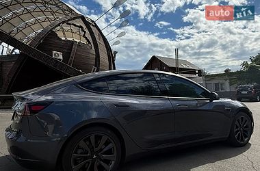 Седан Tesla Model 3 2021 в Одессе