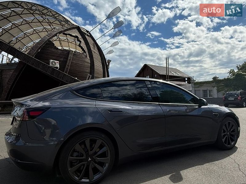 Седан Tesla Model 3 2021 в Одессе