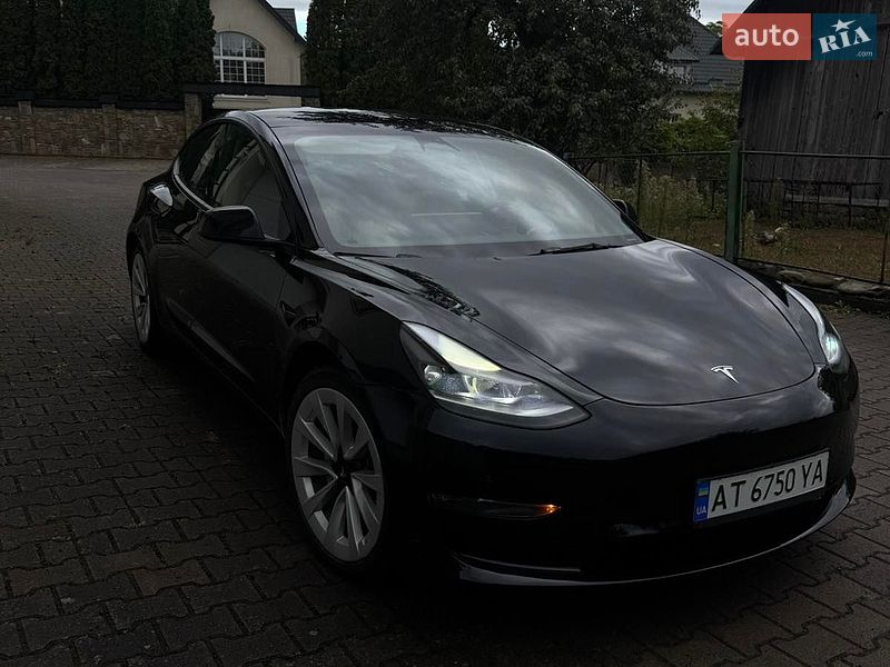 Седан Tesla Model 3 2022 в Надвірній фото 6 Седан Tesla Model 3 2022 в Надвірній