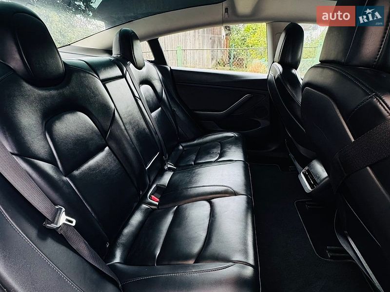 Седан Tesla Model 3 2022 в Надвірній фото 11 Седан Tesla Model 3 2022 в Надвірній