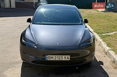 Седан Tesla Model 3 2024 в Києві