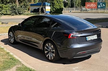 Седан Tesla Model 3 2024 в Києві