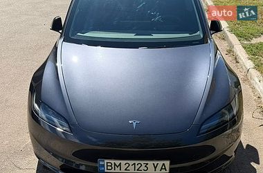 Седан Tesla Model 3 2024 в Києві