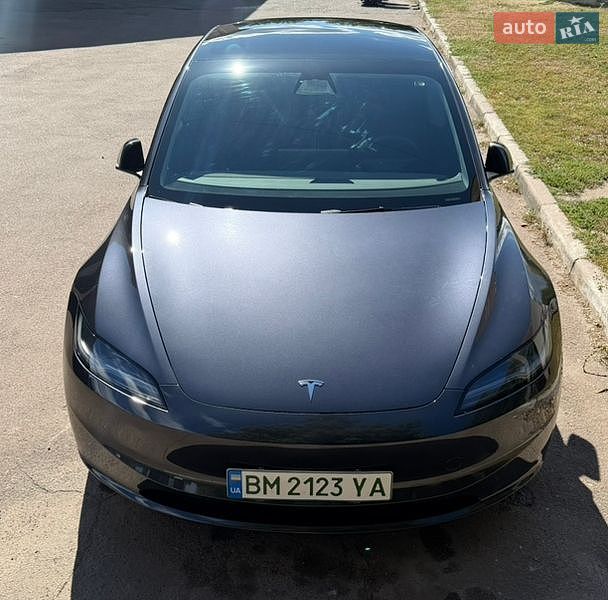 Седан Tesla Model 3 2024 в Києві