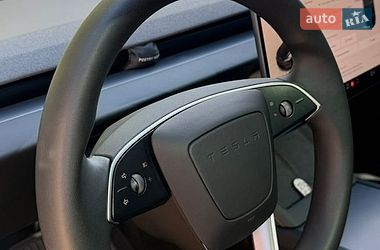 Седан Tesla Model 3 2024 в Києві