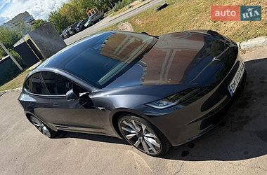 Седан Tesla Model 3 2024 в Києві