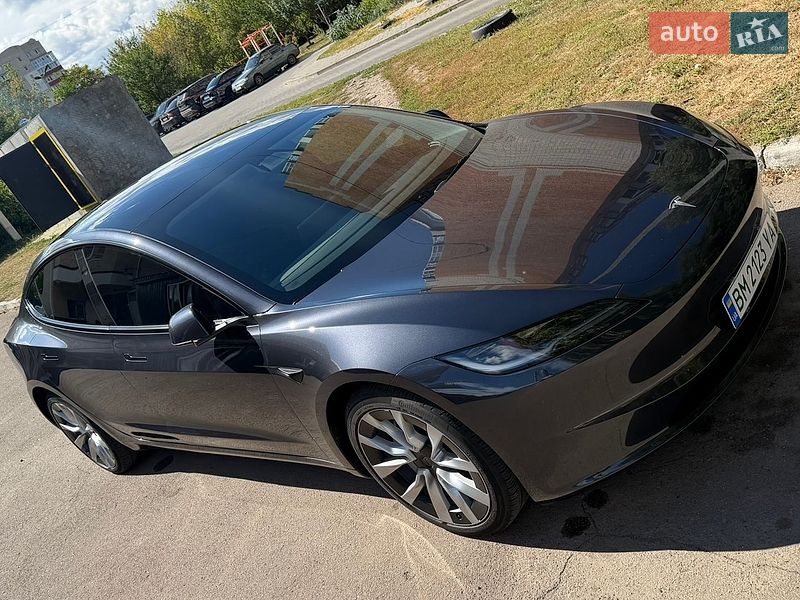 Седан Tesla Model 3 2024 в Києві