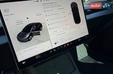 Седан Tesla Model 3 2024 в Києві