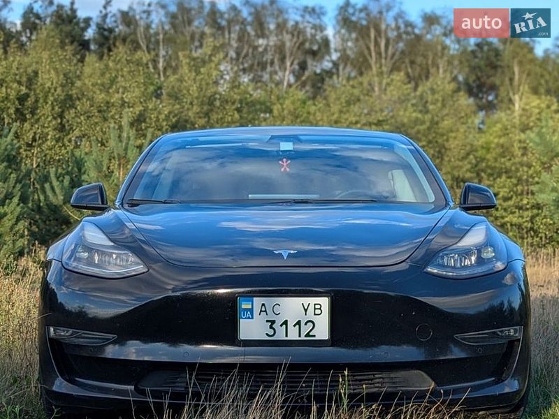 Седан Tesla Model 3 2021 в Ковеле