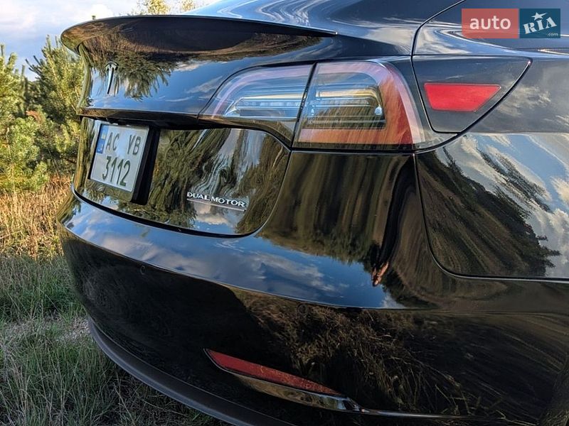 Седан Tesla Model 3 2021 в Ковеле