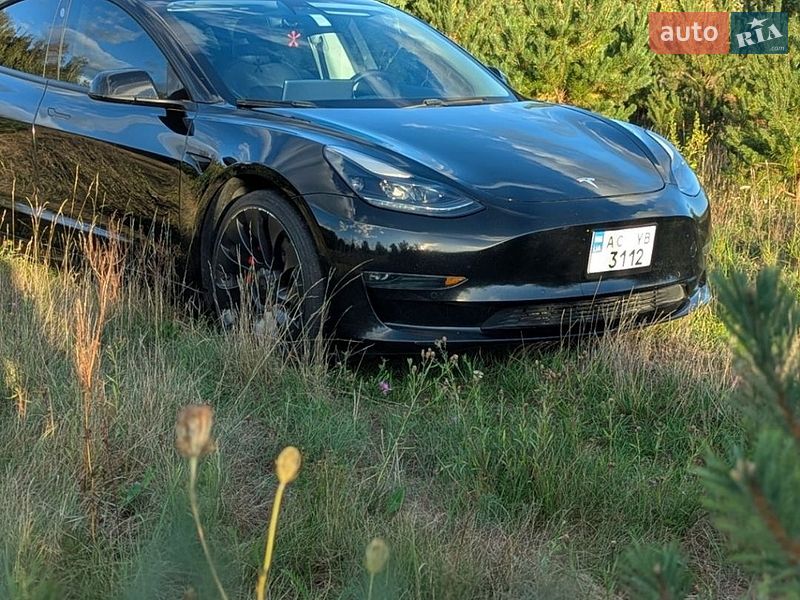 Седан Tesla Model 3 2021 в Ковеле