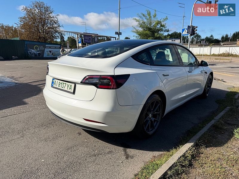 Седан Tesla Model 3 2023 в Киеве фото 11 Седан Tesla Model 3 2023 в Киеве