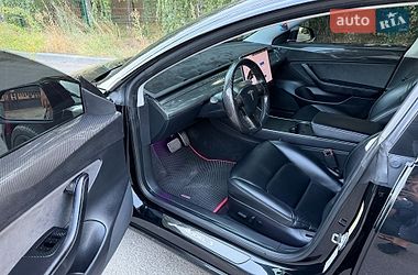 Седан Tesla Model 3 2018 в Николаеве