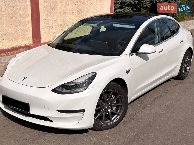 Седан Tesla Model 3 2020 в Ковеле фото Седан Tesla Model 3 2020 в Ковеле
