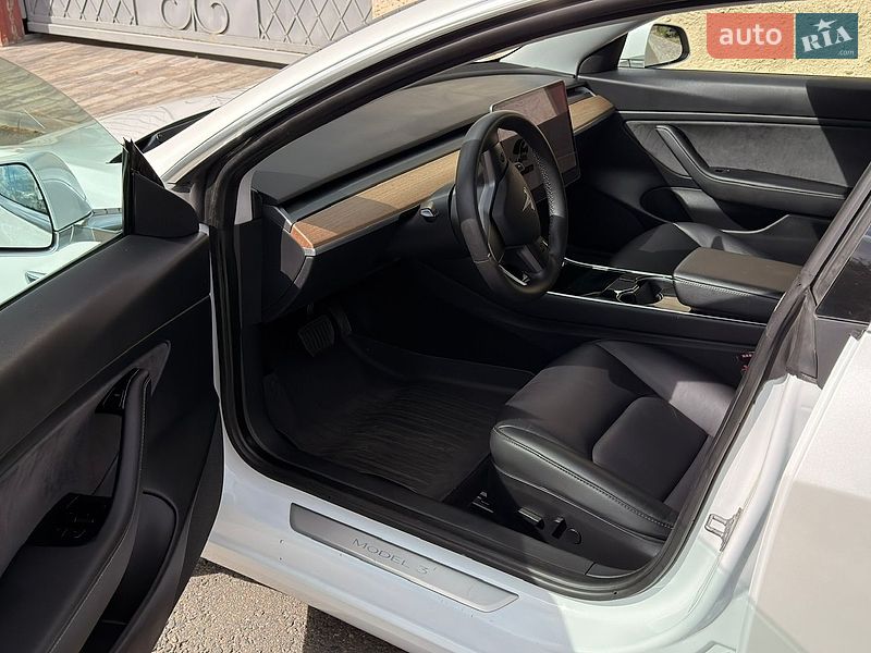 Седан Tesla Model 3 2020 в Ковеле фото 11 Седан Tesla Model 3 2020 в Ковеле