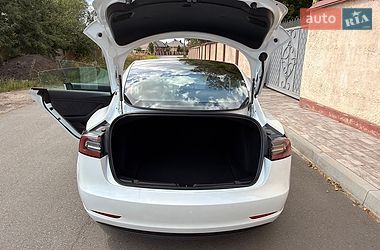 Седан Tesla Model 3 2020 в Ковеле фото 14 Седан Tesla Model 3 2020 в Ковеле
