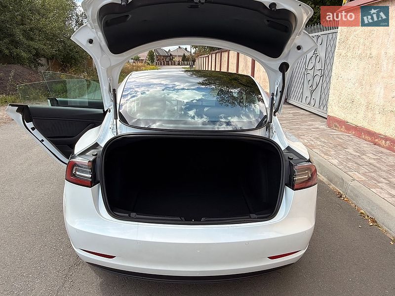 Седан Tesla Model 3 2020 в Ковеле фото 14 Седан Tesla Model 3 2020 в Ковеле