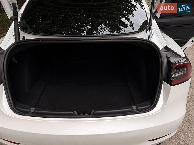 Седан Tesla Model 3 2023 в Фастове фото 22 Седан Tesla Model 3 2023 в Фастове