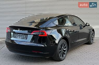 Седан Tesla Model 3 2022 в Рівному