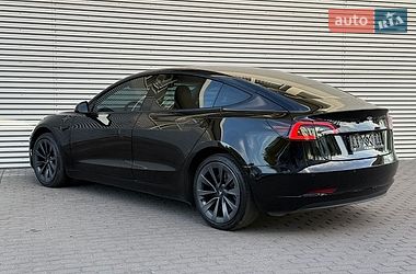Седан Tesla Model 3 2022 в Рівному