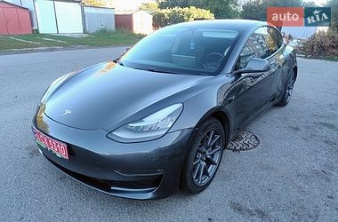 Седан Tesla Model 3 2018 в Киеве
