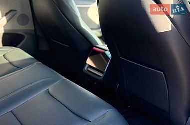 Седан Tesla Model 3 2024 в Вінниці