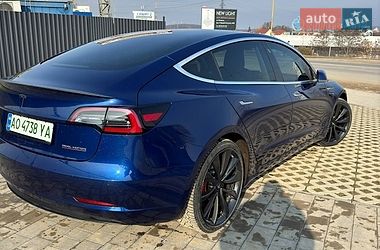 Седан Tesla Model 3 2019 в Києві