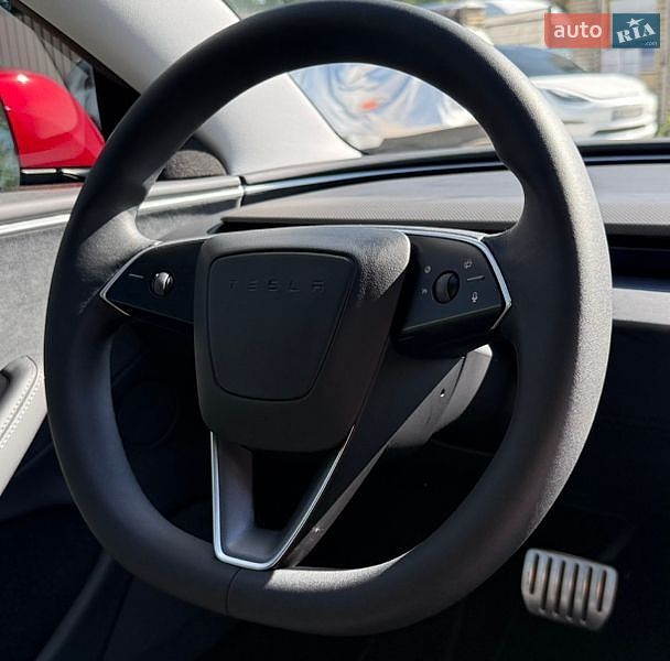 Седан Tesla Model 3 2024 в Вінниці