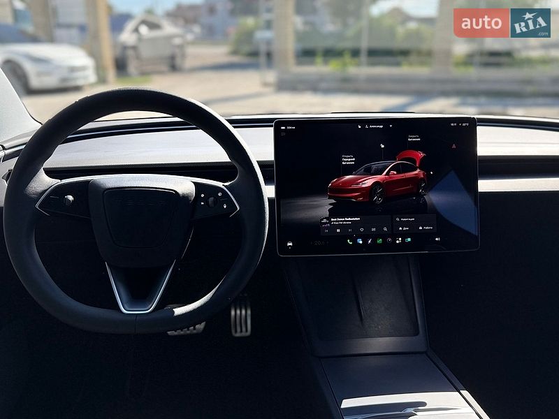 Седан Tesla Model 3 2024 в Вінниці