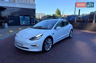 Седан Tesla Model 3 2020 в Одессе