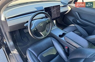 Седан Tesla Model 3 2021 в Києві