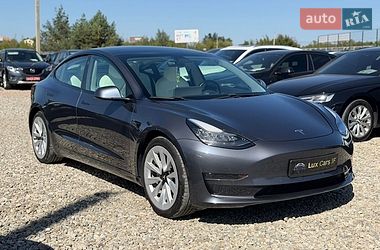 Седан Tesla Model 3 2020 в Ивано-Франковске