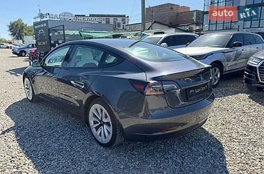 Седан Tesla Model 3 2020 в Івано-Франківську
